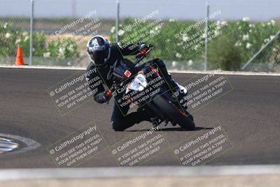 media/Sep-20-2025-TrackDaz (Sat) [[27f0cde673]]/A Group/2pm (Turn 9)/